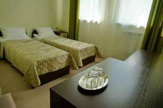 Гостиница Traveler Липецк Двухместный номер с 2 отдельными кроватями-1